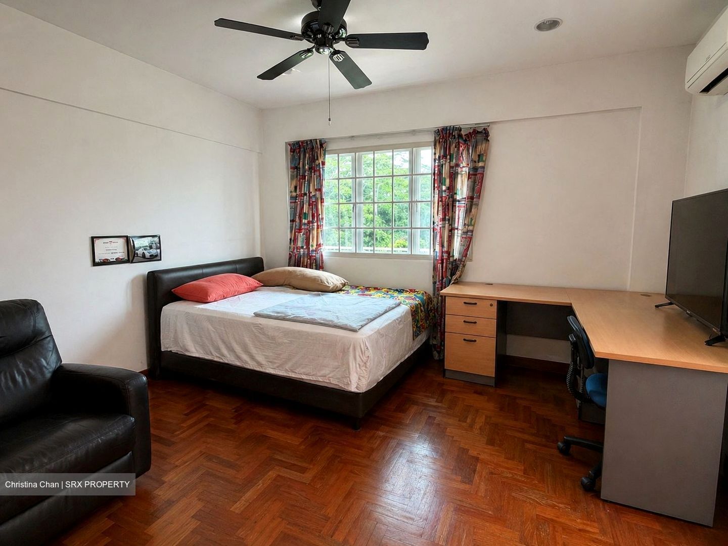 Springside Avenue (D26), Terrace #557892001